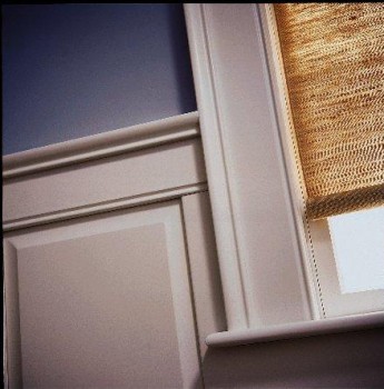 Casing shown in white.